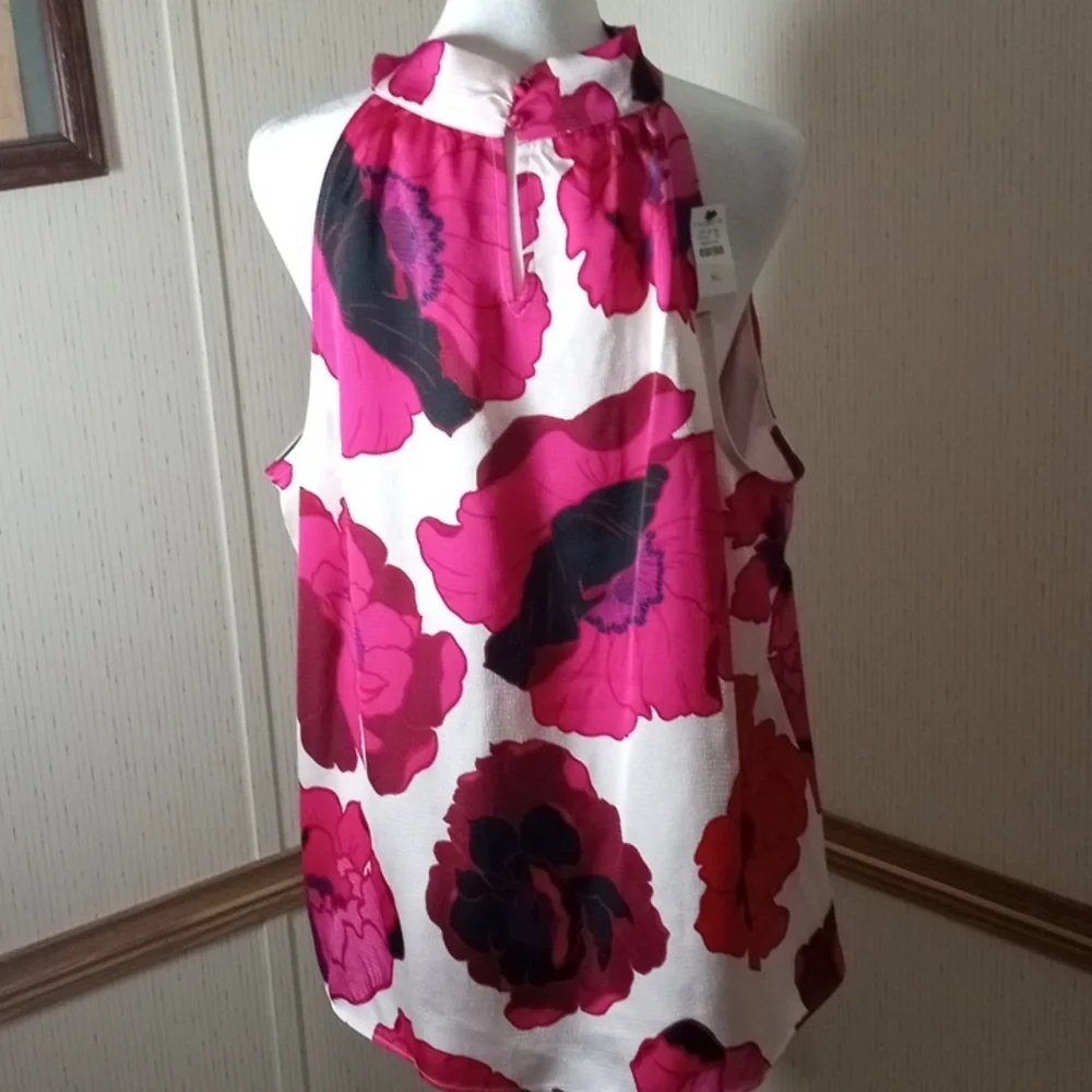 Talbots Pink and Red Floral Blouse Summer, Reunion, Vacation - Picture 6 of 8